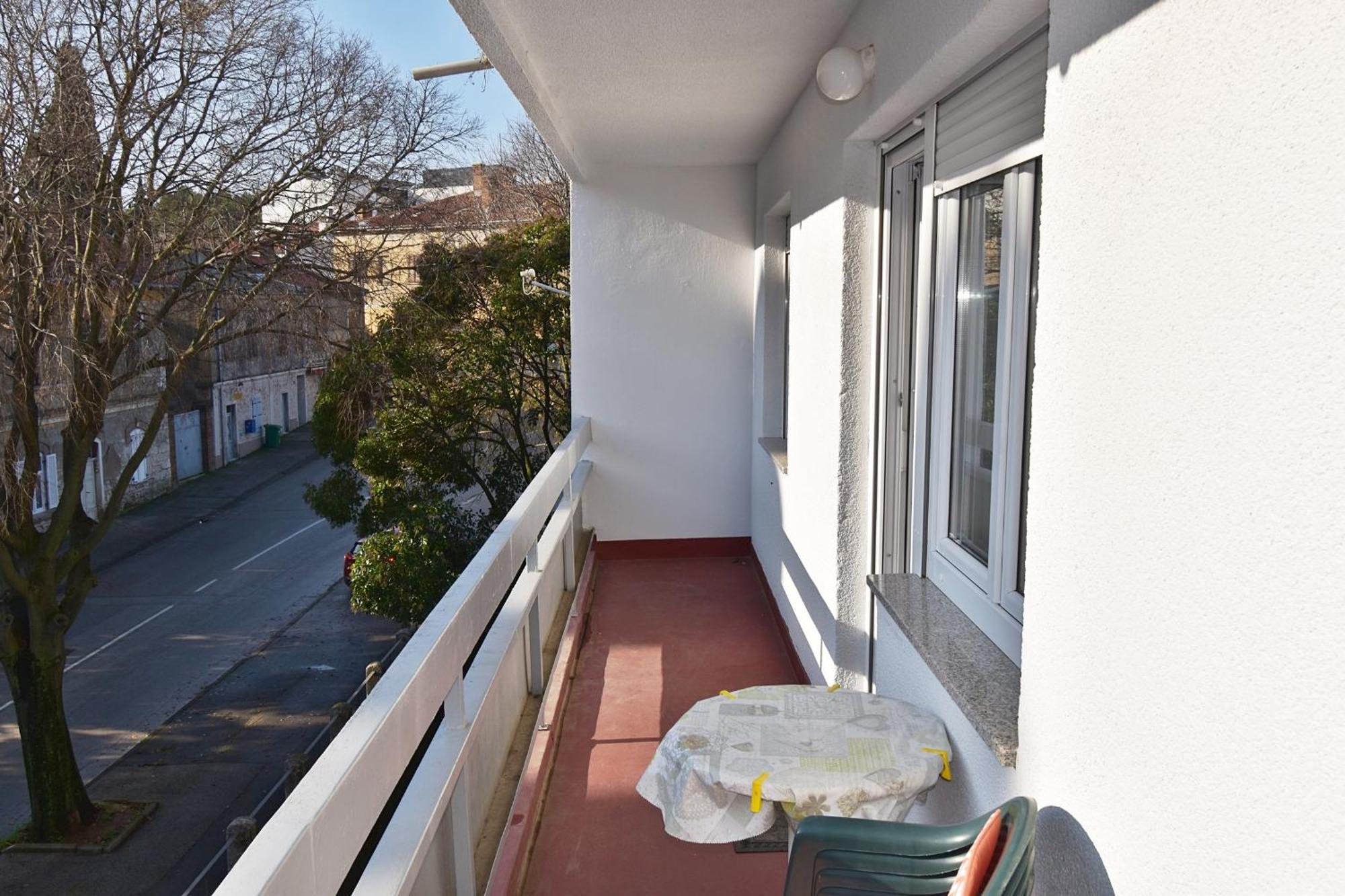 Apartment Navy Near The Beach プーラ エクステリア 写真